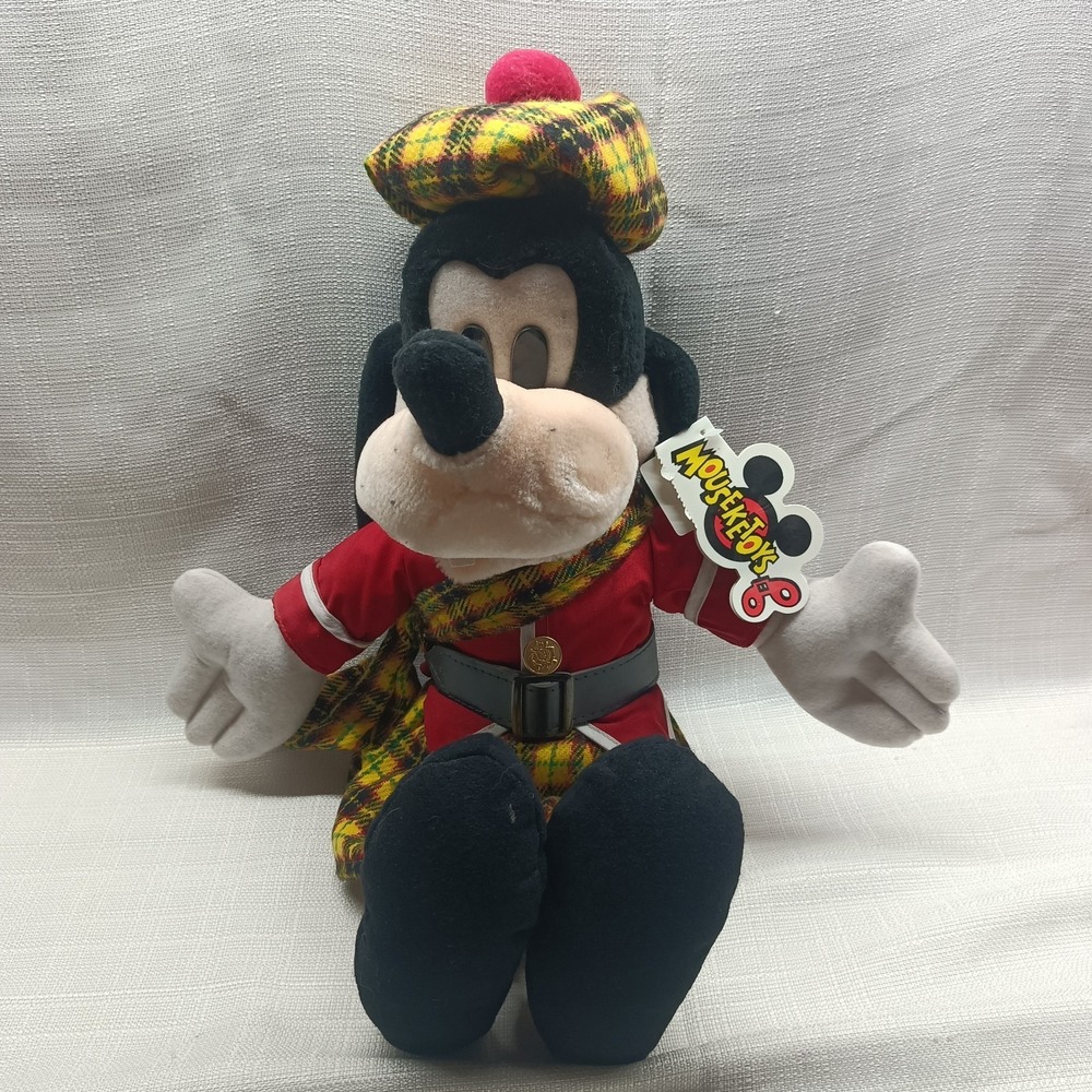 Vtg Disneyland Goofy Plush Scottish‎ Tartan Stuffed Animal W/ Cloth Tag